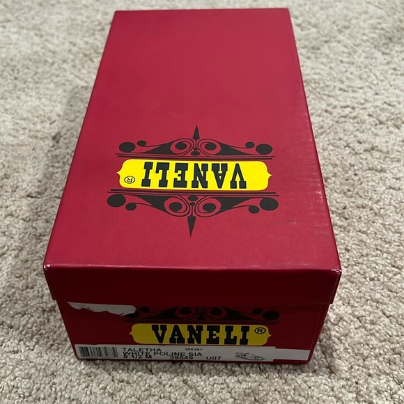 Vaneli Women’s Sandals - Picture 2 of 6